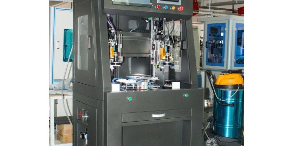 自動擰螺絲機使用時需要注意事宜？-堅豐股份